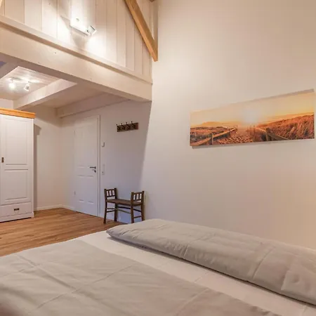 4 Bedroom Awesome In * Langenhorn