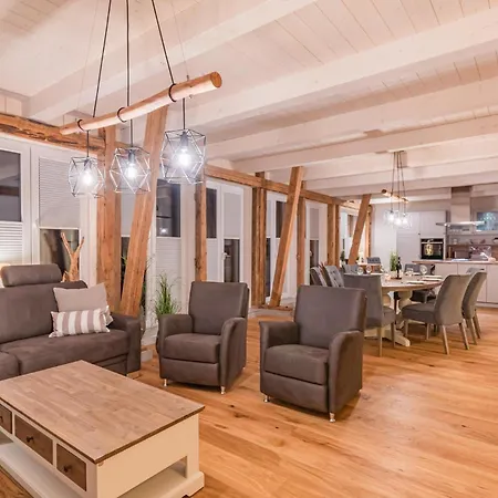 Holiday home 4 Bedroom Awesome In Langenhorn