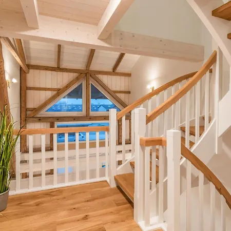 Holiday home 4 Bedroom Awesome In *